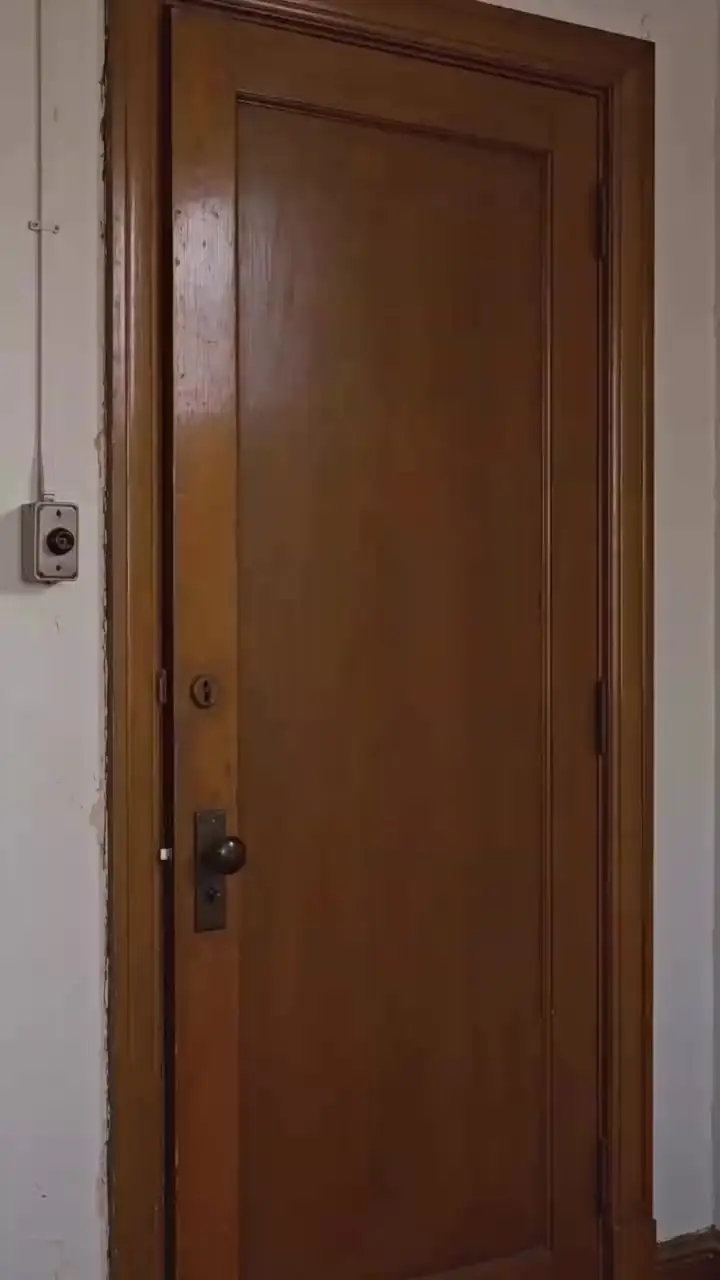 018